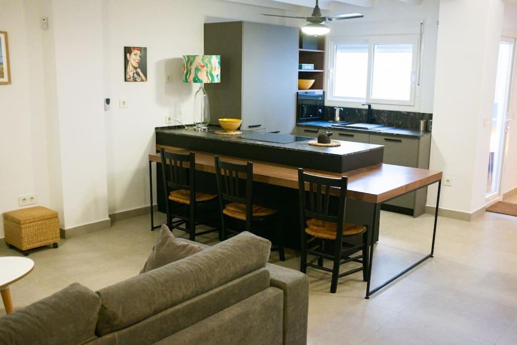 マラガBiznaga House, Loft Privado E Independienteアパートメント エクステリア 写真