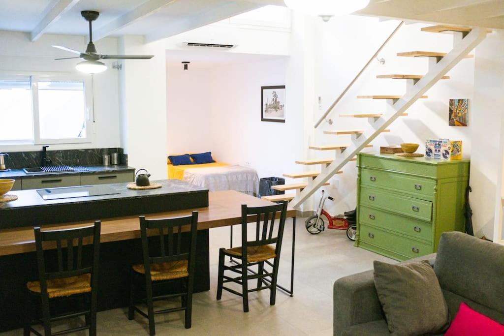 マラガBiznaga House, Loft Privado E Independienteアパートメント エクステリア 写真